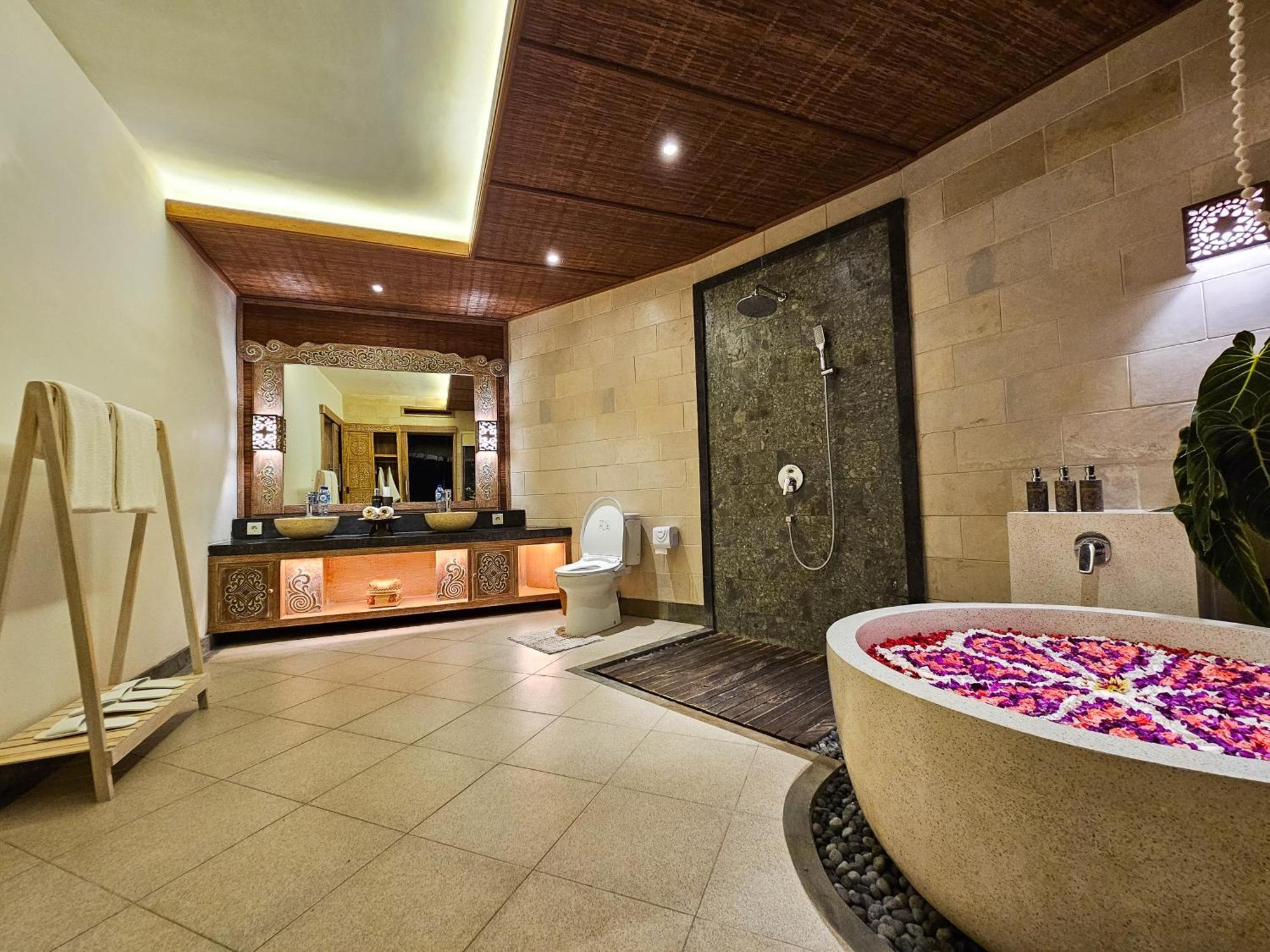 Happy Honeymoon Private Villa Убуд Екстериор снимка